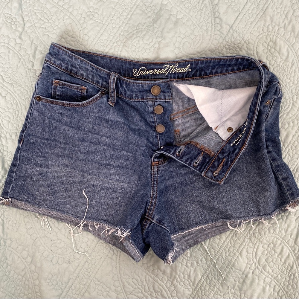Buttoned “High-Rise” Denim Shorts